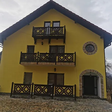 Yellow House-2